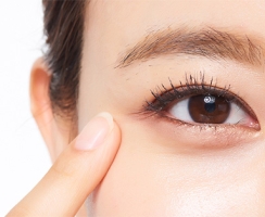 Nhấn Mí Long Khánh – Giải Pháp Mắt Hai Mí Tự Nhiên, Không Phẫu Thuật tại Thẩm Mỹ Viện Bác Sĩ Kim Hà